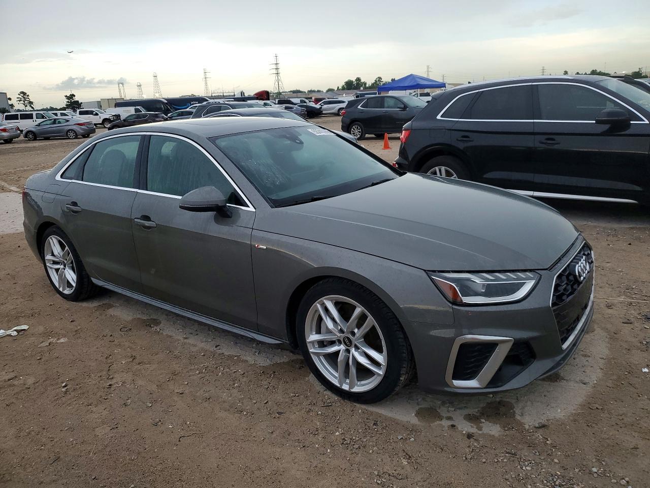 2023 Audi A4 Premium Plus 45 - Фото 4