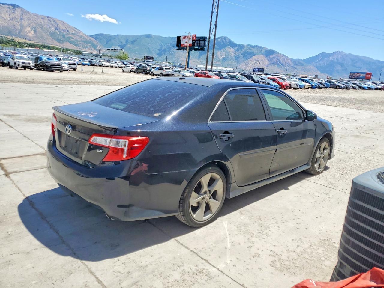 2013 Toyota Camry Se V6 - Image 3