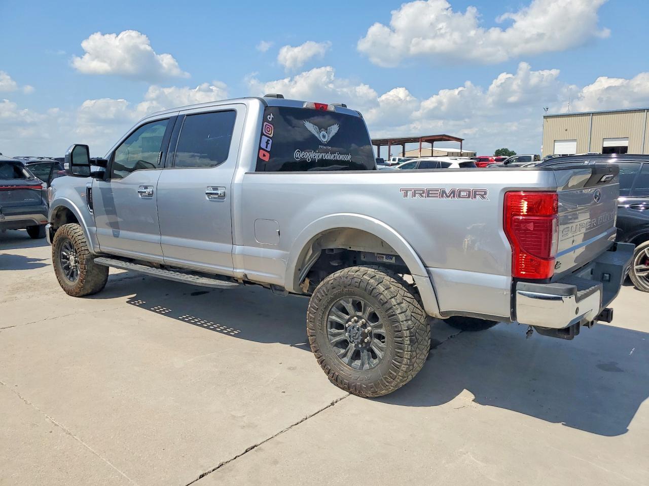 2021 Ford F250 Super Duty - Image 2