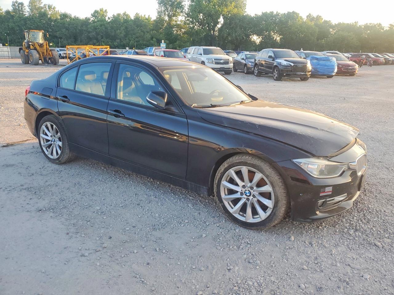 2013 BMW 328 I - Image 4