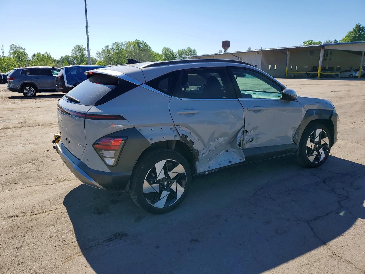 2024 Hyundai Kona Limited - Image 3