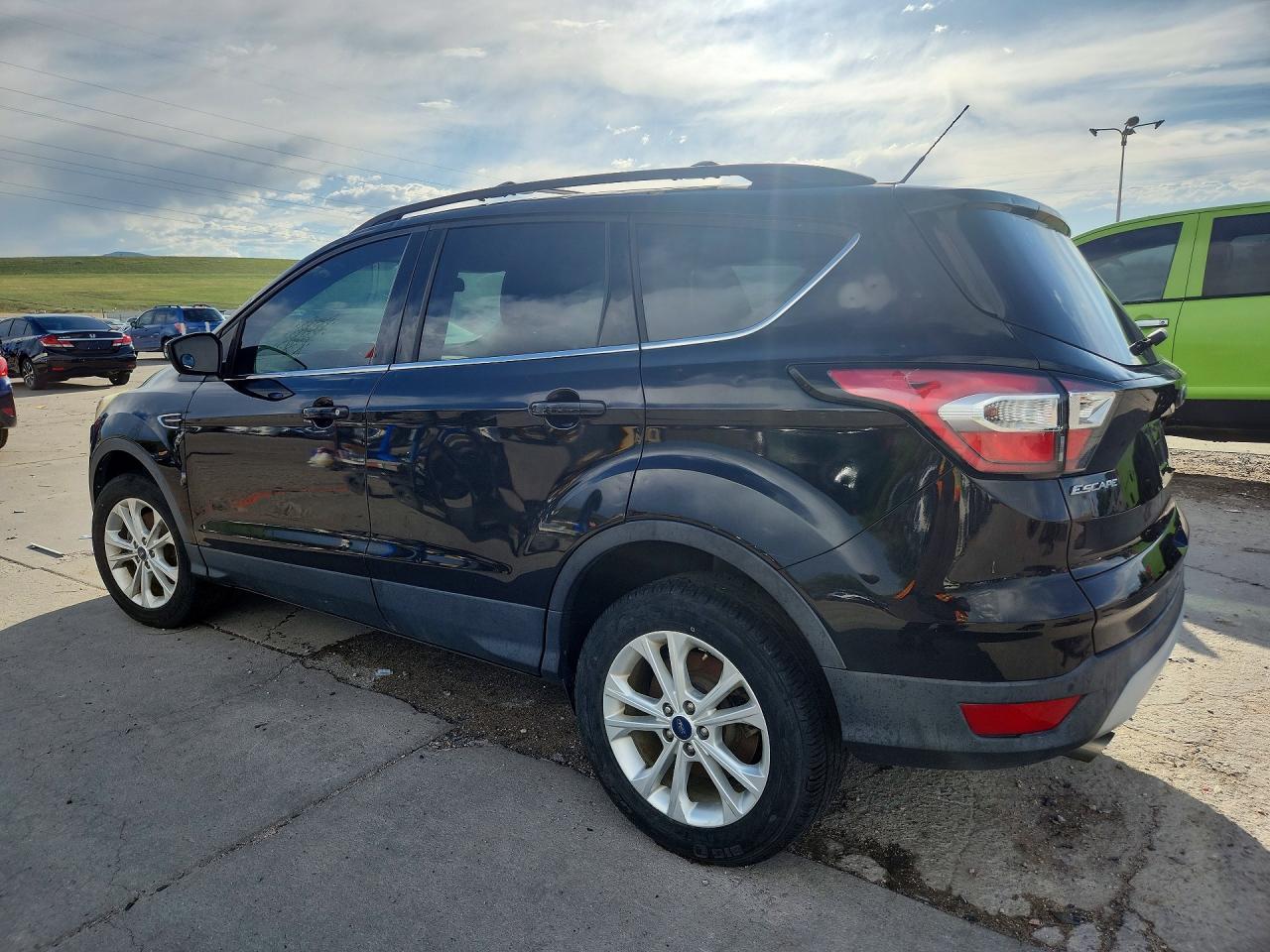 2017 Ford Escape Se - Image 2