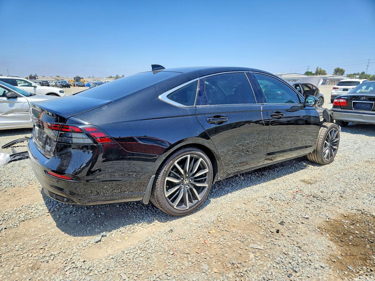 2023 Honda Accord Touring Hybrid - Image 3