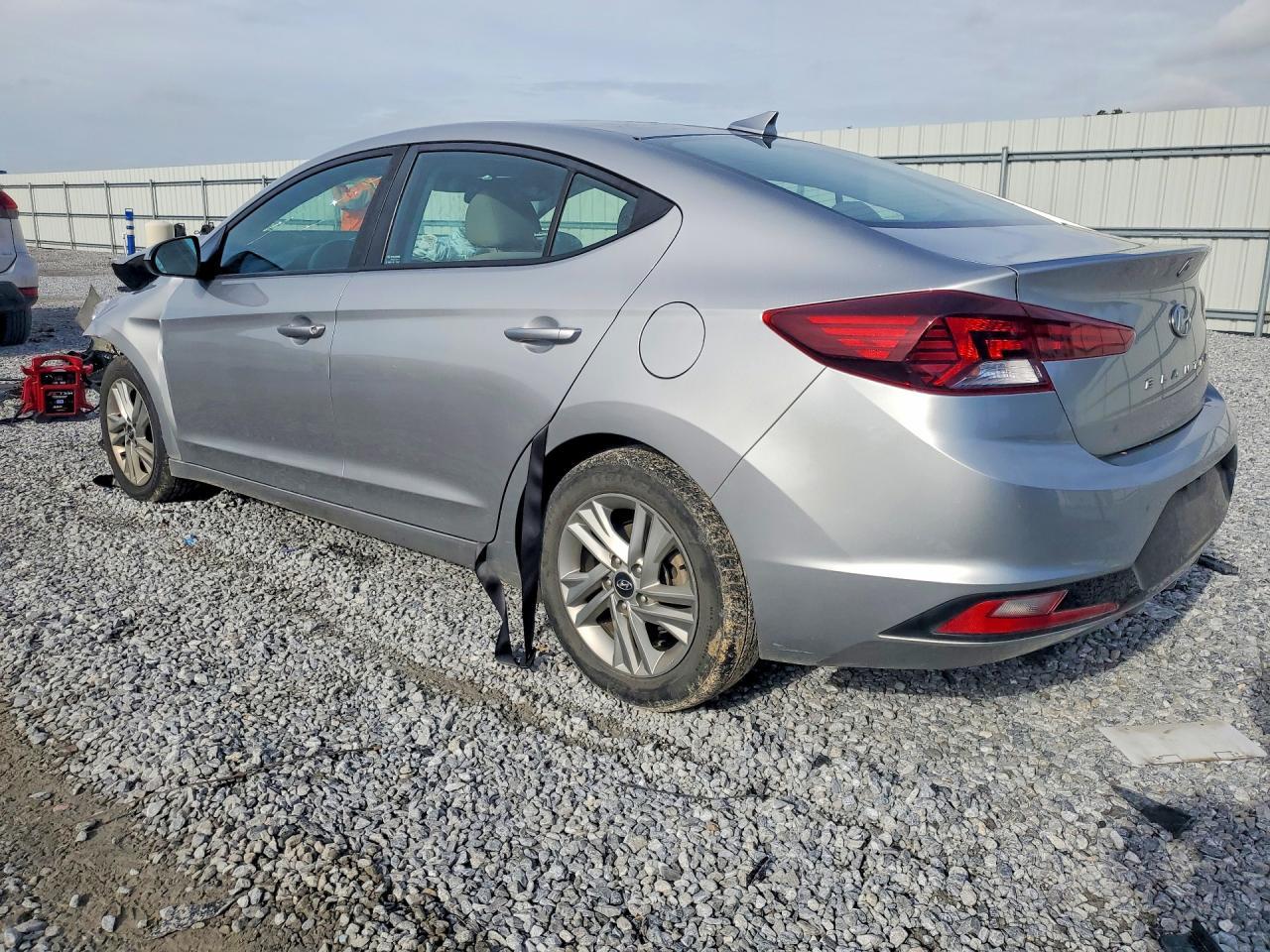 2020 Hyundai Elantra Sel - Image 2