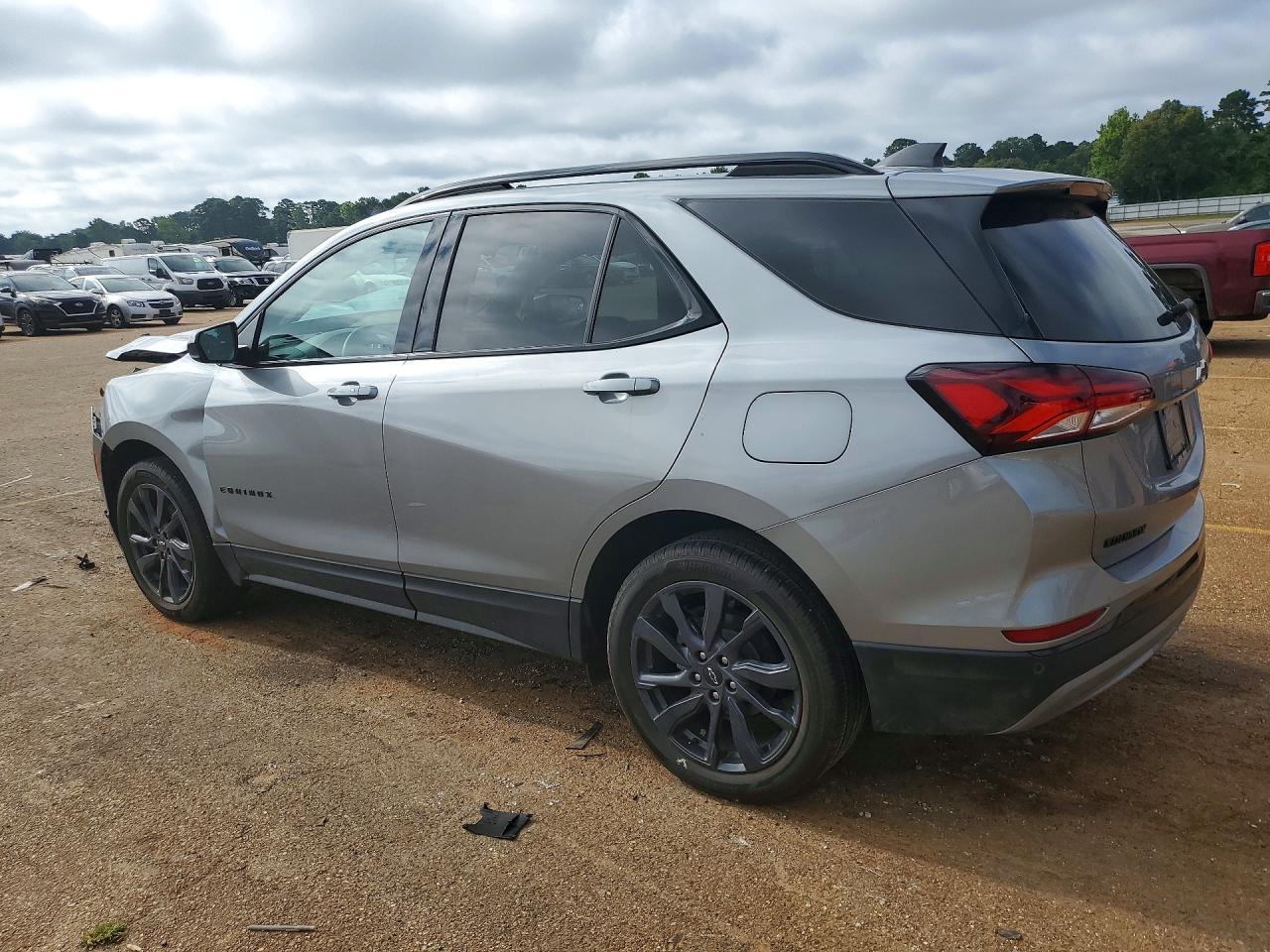 2024 Chevrolet Equinox Rs - Image 2