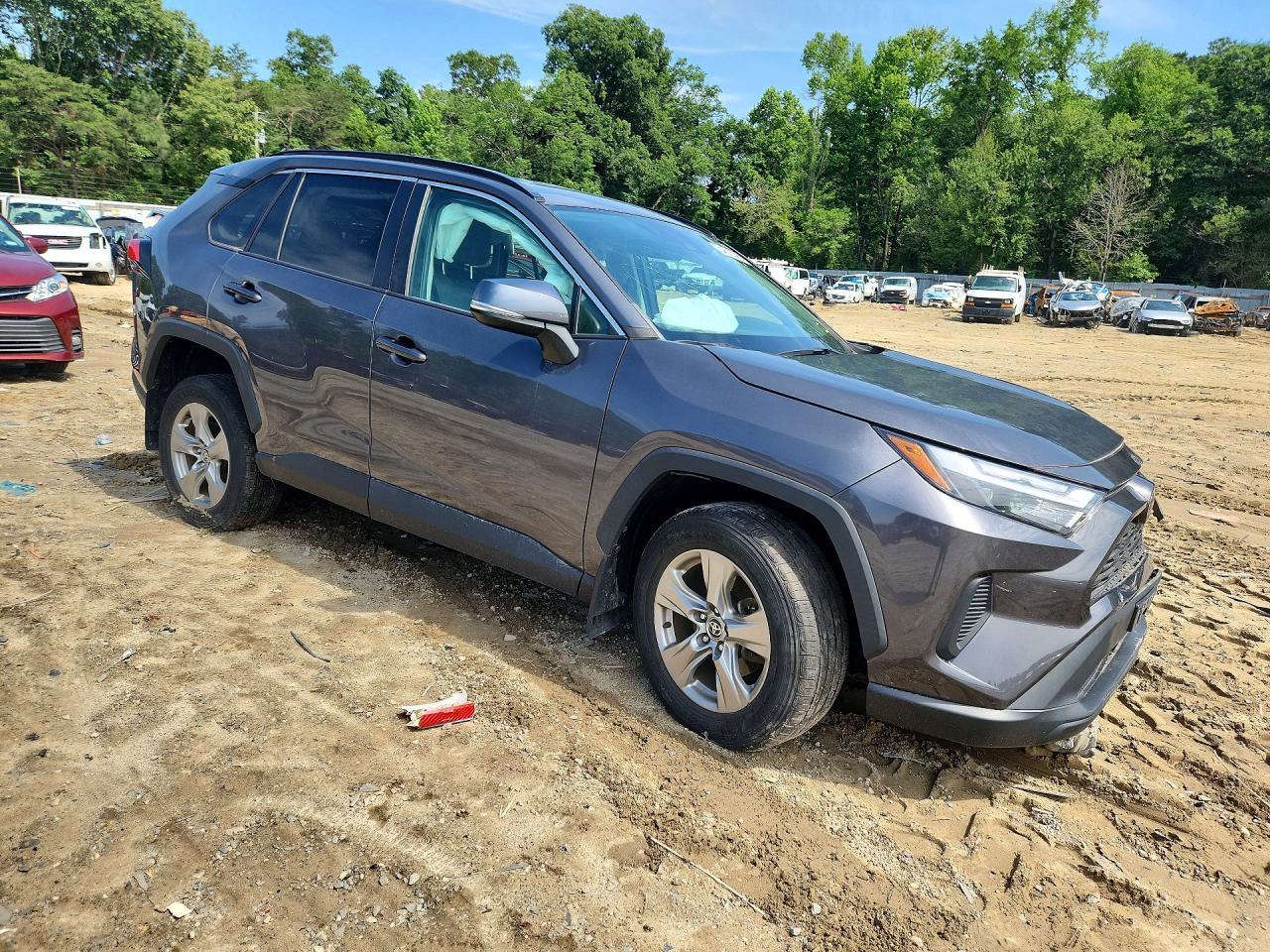 2022 Toyota Rav4 Xle - Image 4