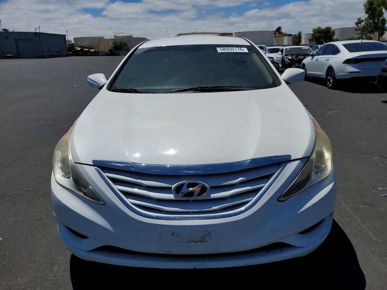 2012 Hyundai Sonata Gls - Image 5