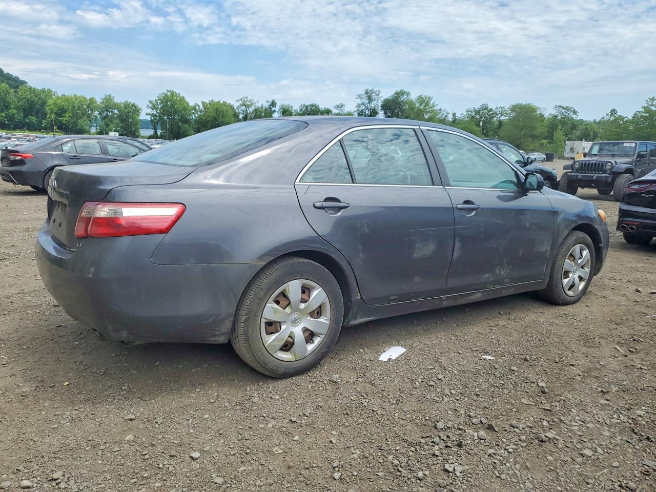 2009 Toyota Camry - Фото 3
