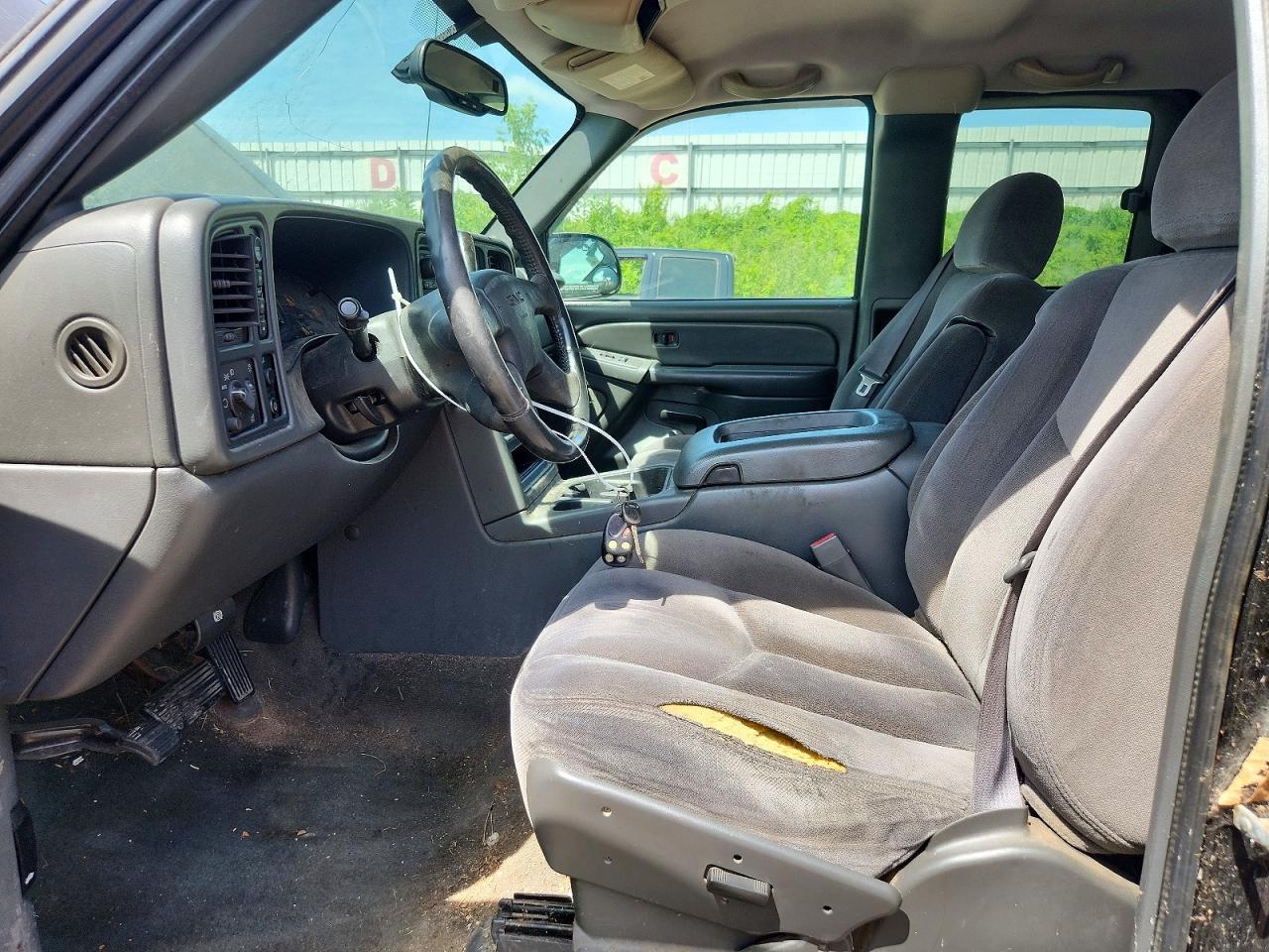 2004 GMC New Sierra K1500 - Фото 7