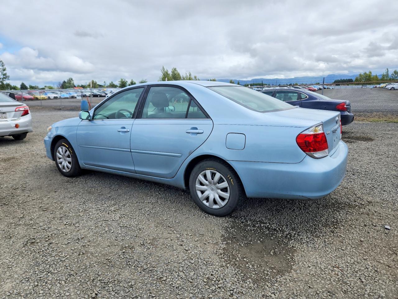 2006 Toyota Camry Le - Фото 2
