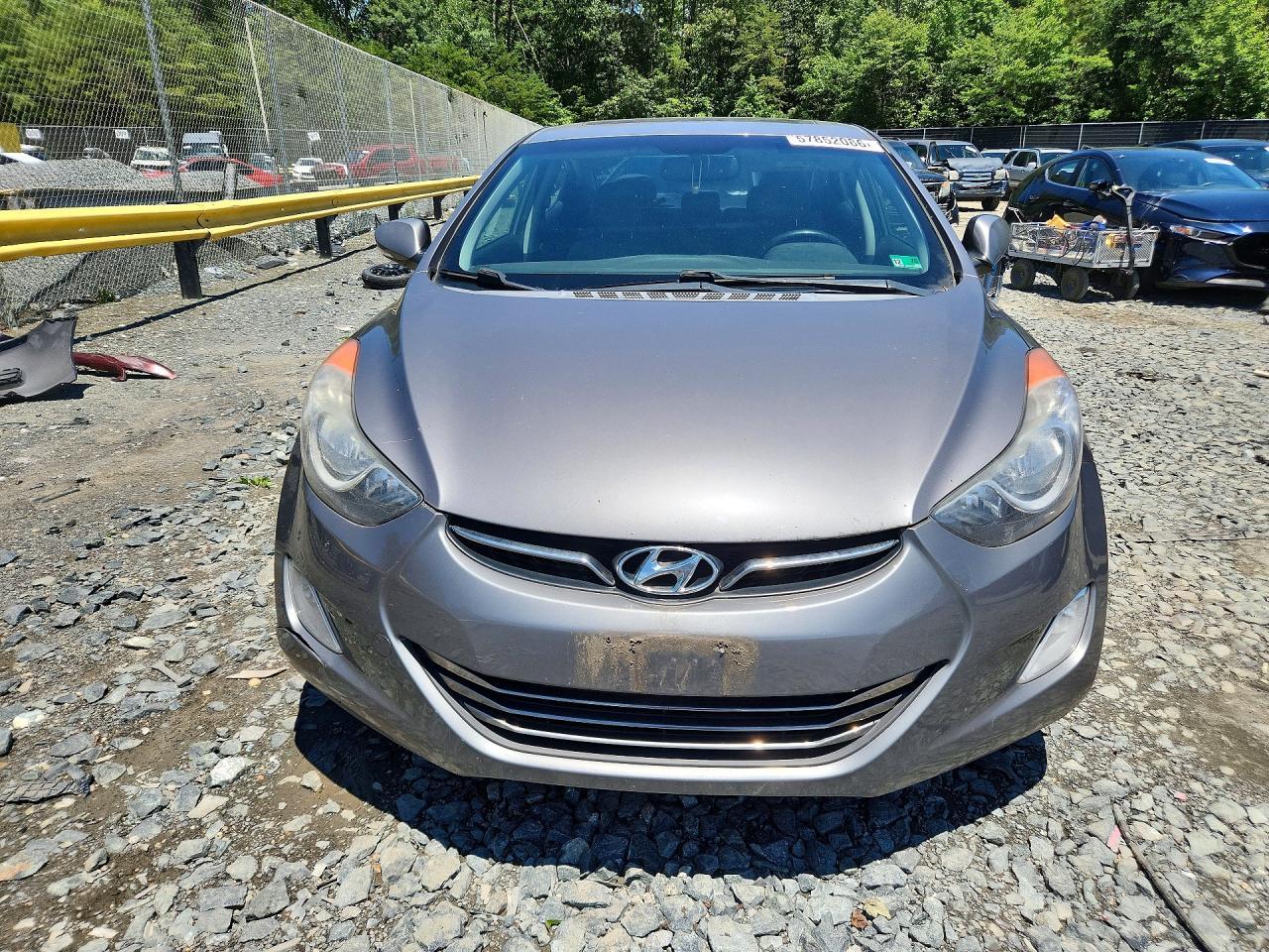 2012 Hyundai Elantra Limited - Image 5