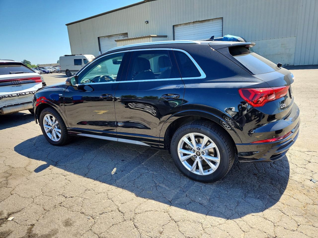 2022 Audi Q3 Premium S Line 45 - Фото 2