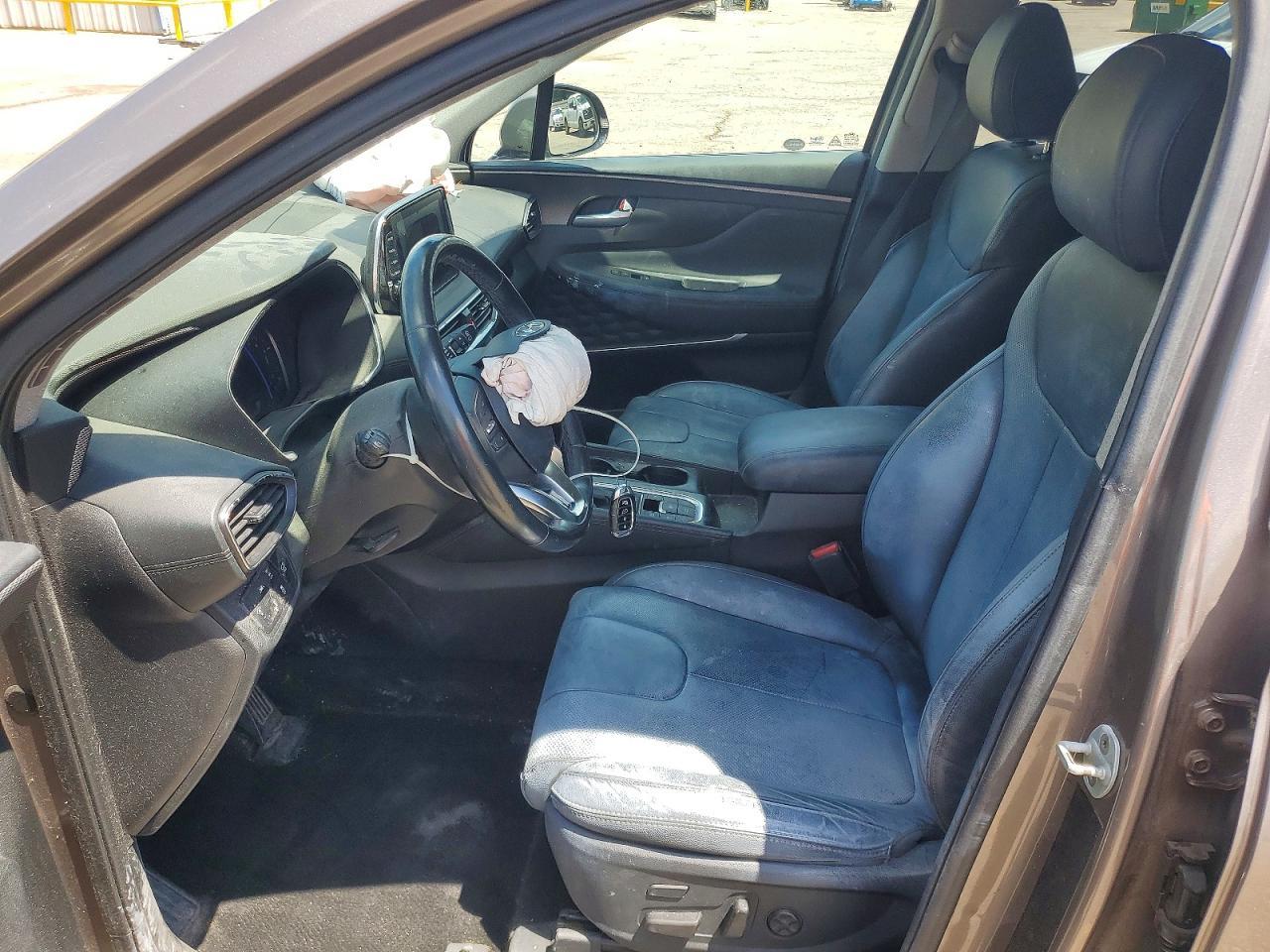 2019 Hyundai Santa Fe Limited 2.0T - Image 7