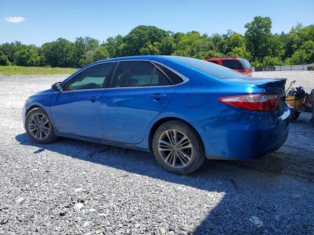 2017 Toyota Camry Se - Фото 2
