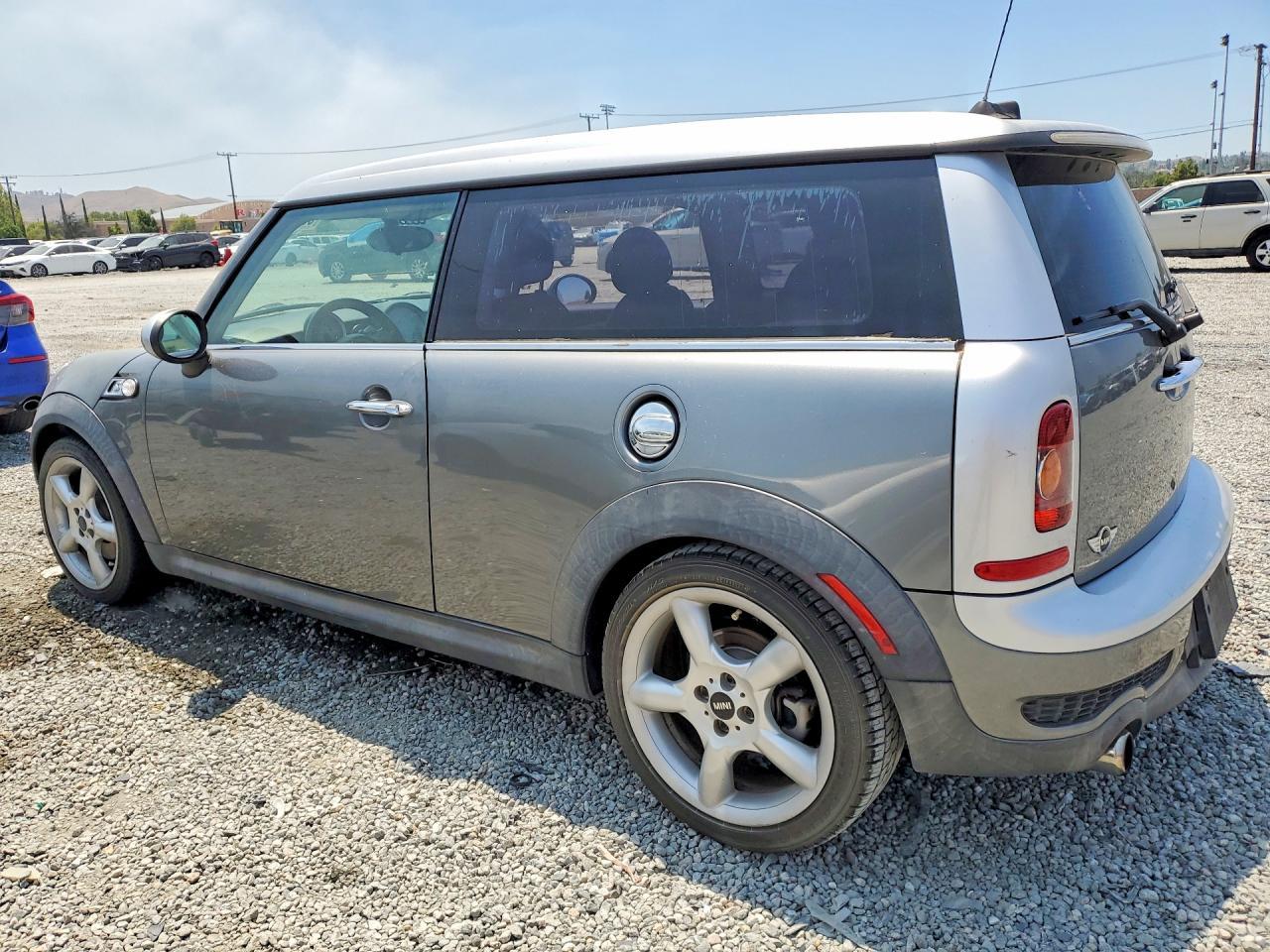 2010 Mini Cooper S Clubman - Фото 2