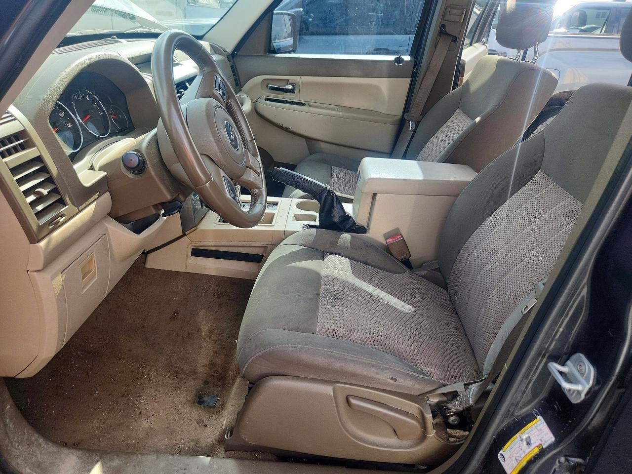 2011 Jeep Liberty Sport - Фото 7