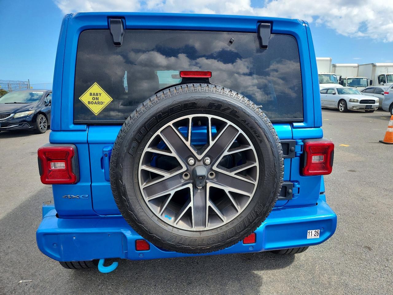 2023 Jeep Wrangler Sahara 4Xe - Фото 6