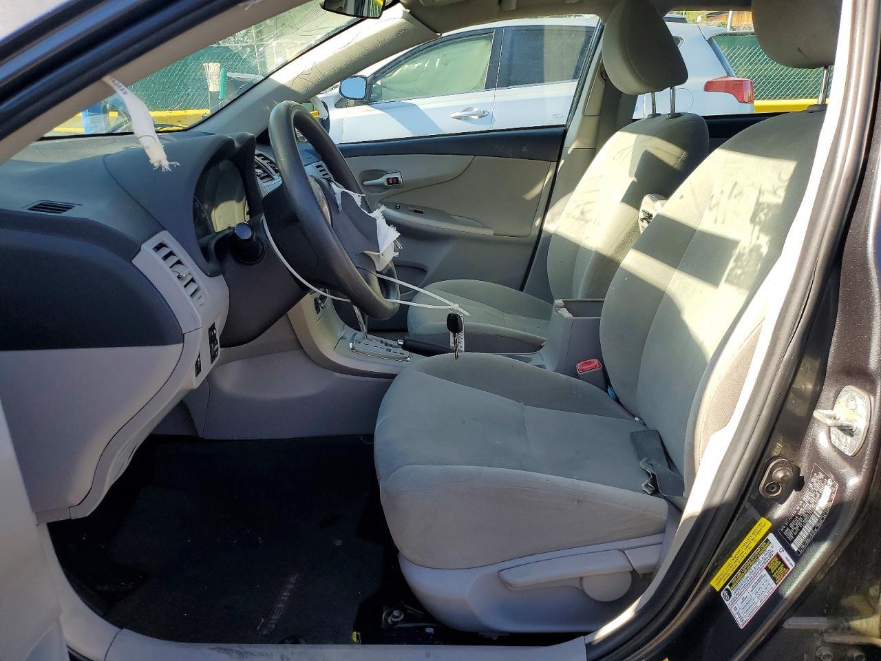 2012 Toyota Corolla Le - Image 7
