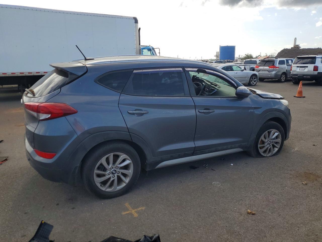 2017 Hyundai Tucson Se - Image 3