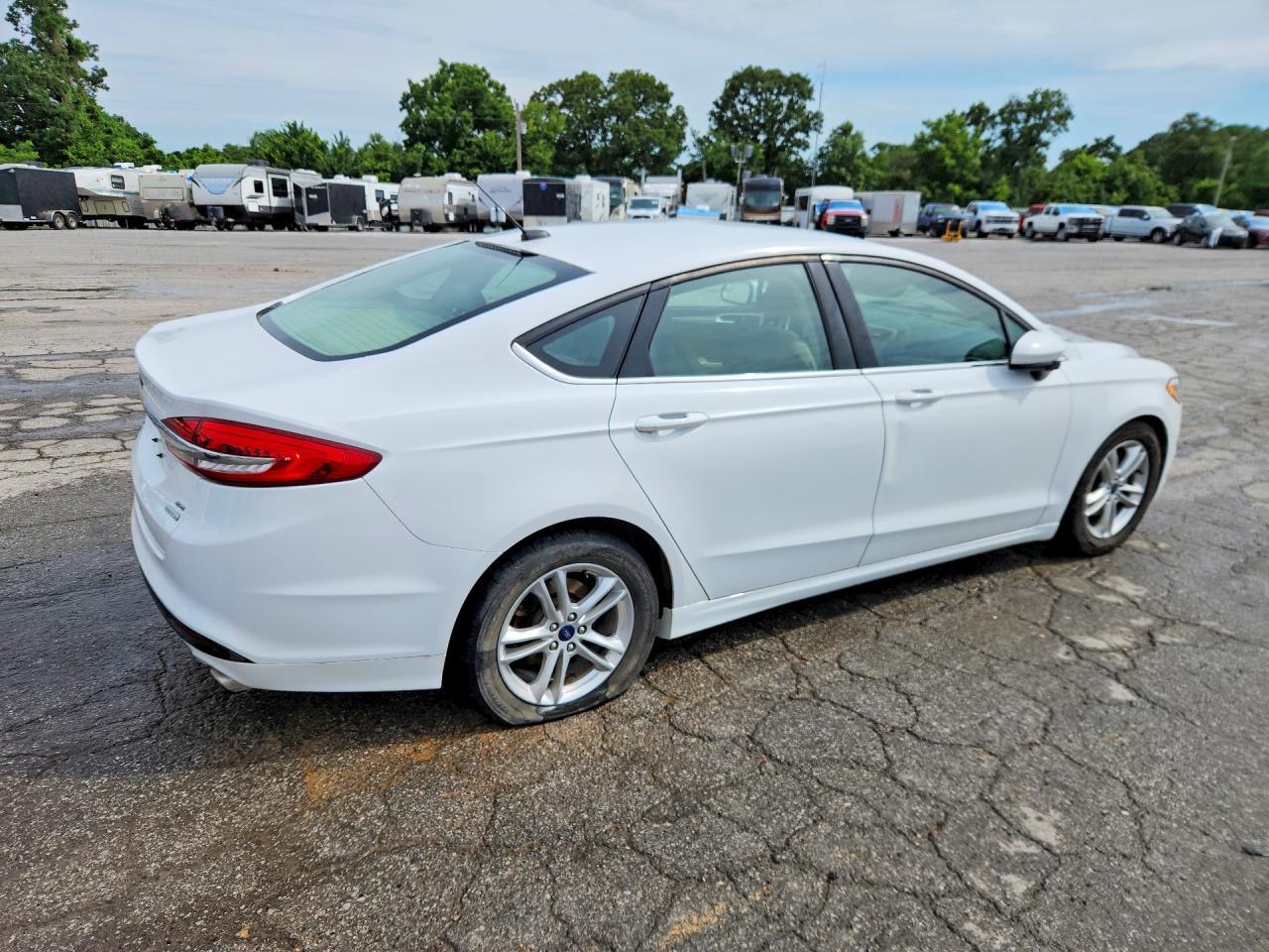 2018 Ford Fusion Se - Фото 3