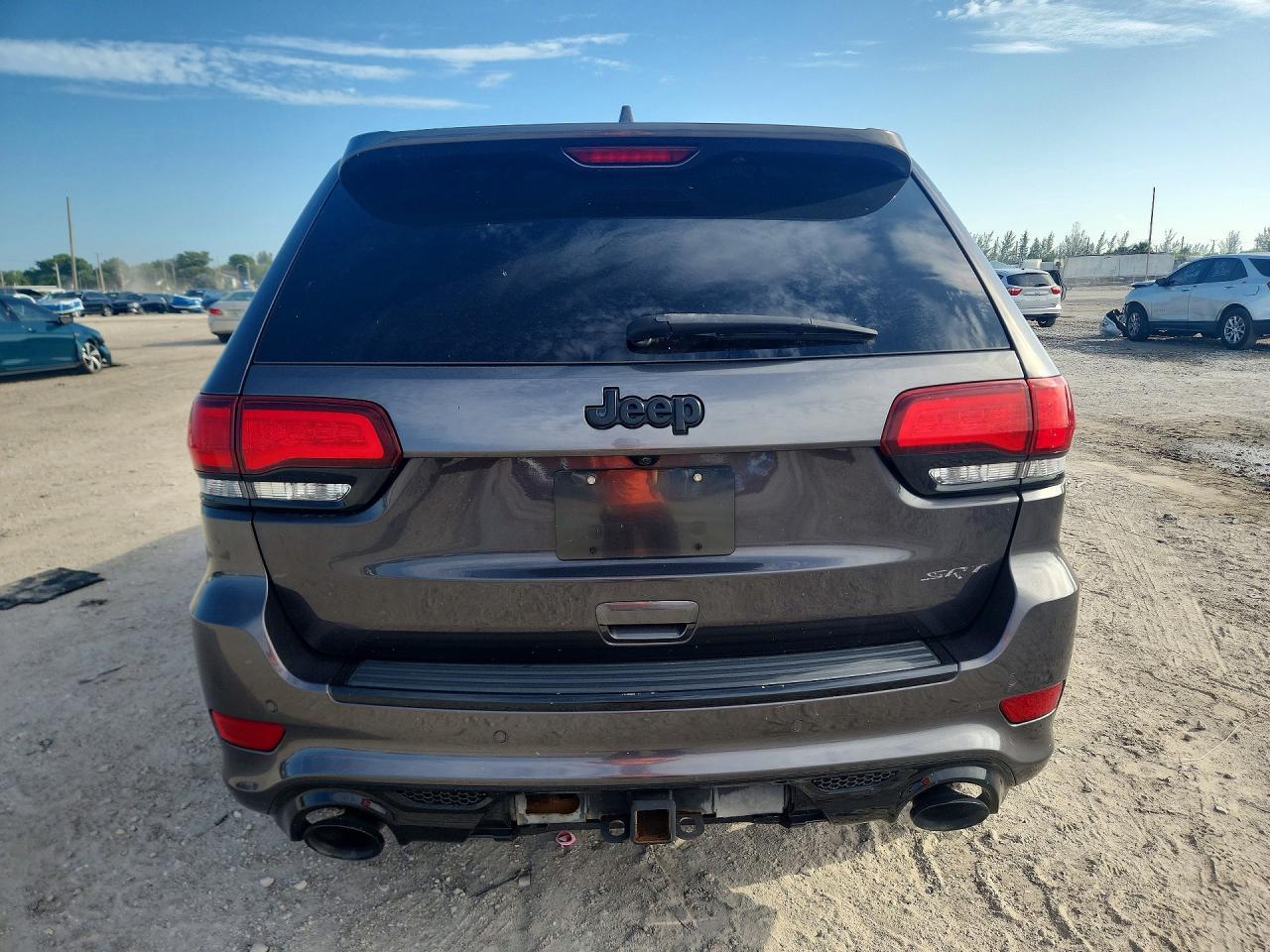 2020 Jeep Grand Cherokee Srt-8 - Image 6