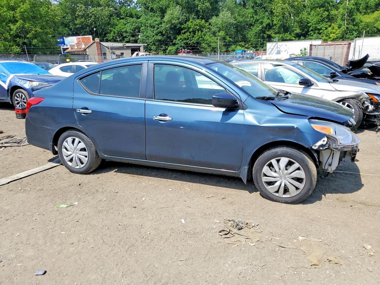 2017 Nissan Versa 1.6 Sv - Фото 4