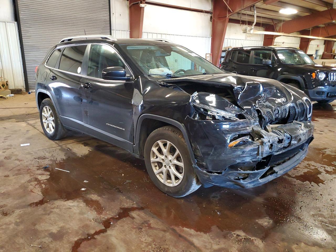 2017 Jeep Cherokee Latitude - Image 4