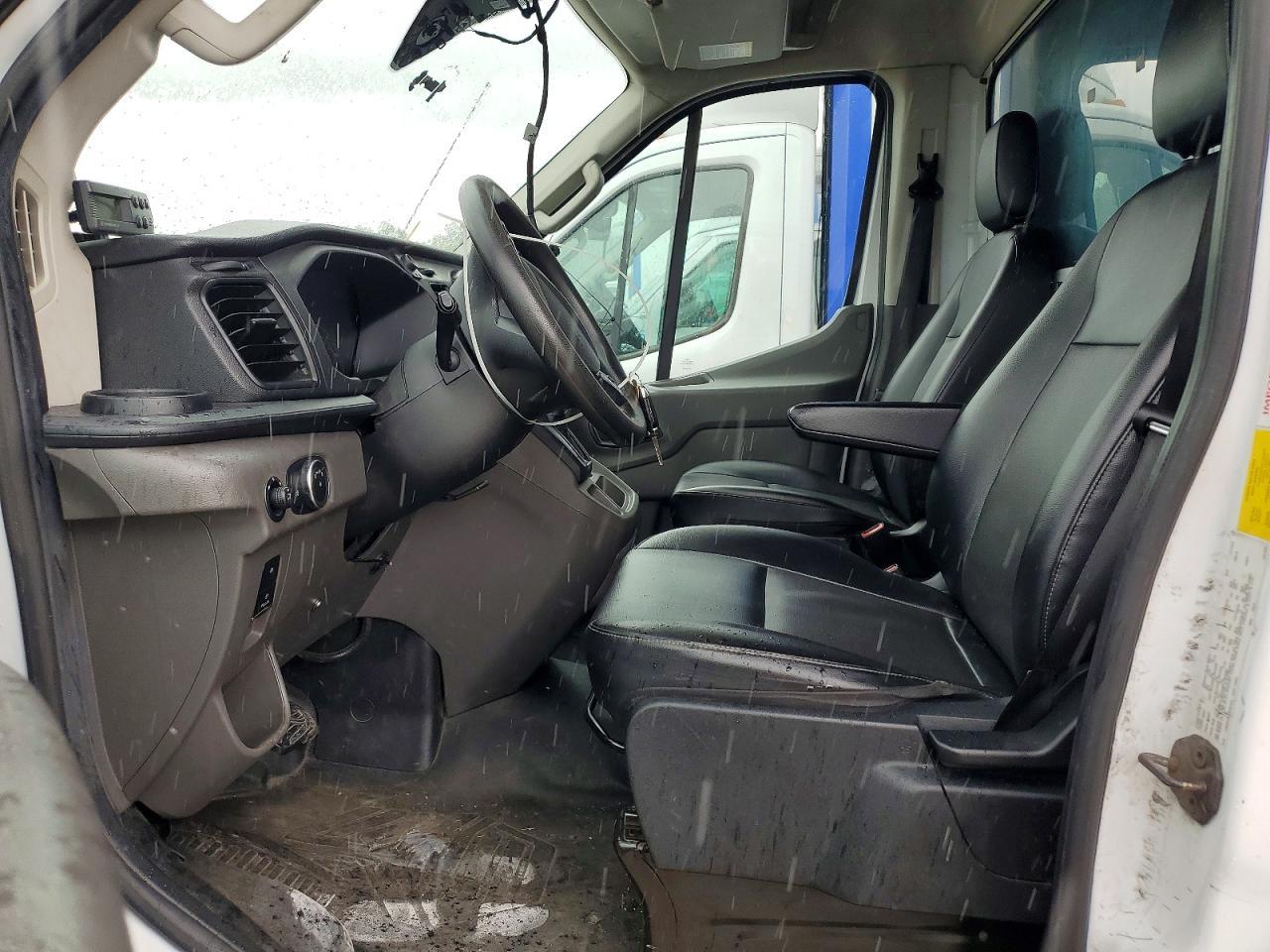 2022 Ford Transit Refrigerated Delivery Truck - Фото 7