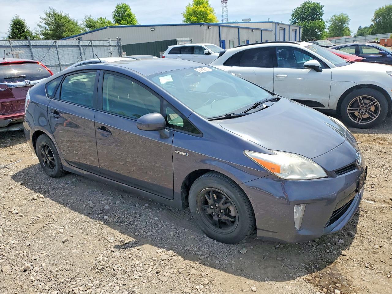 2012 Toyota Prius Two - Фото 4