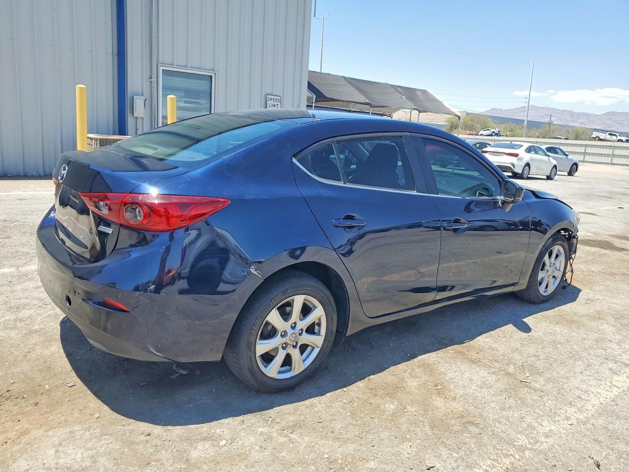 2018 Mazda 3 Sport - Фото 3