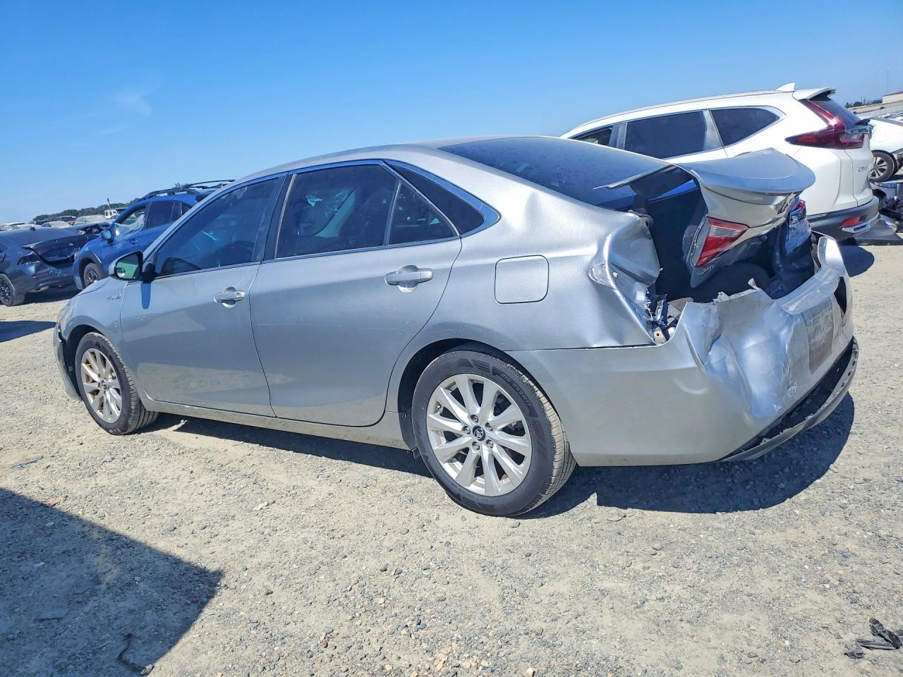2017 Toyota Camry Hybrid Se - Фото 2