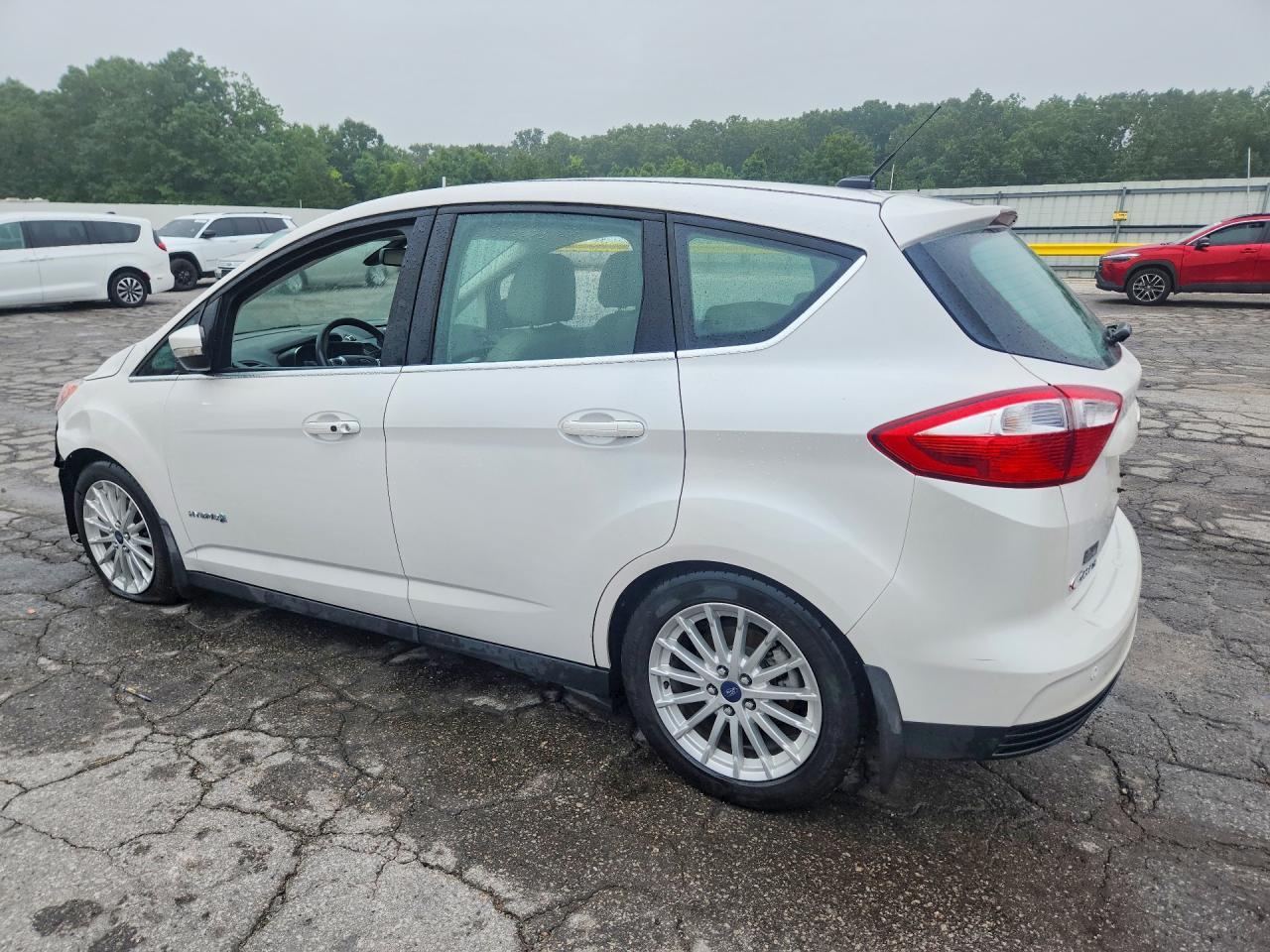 2015 Ford C-Max Sel - Image 2