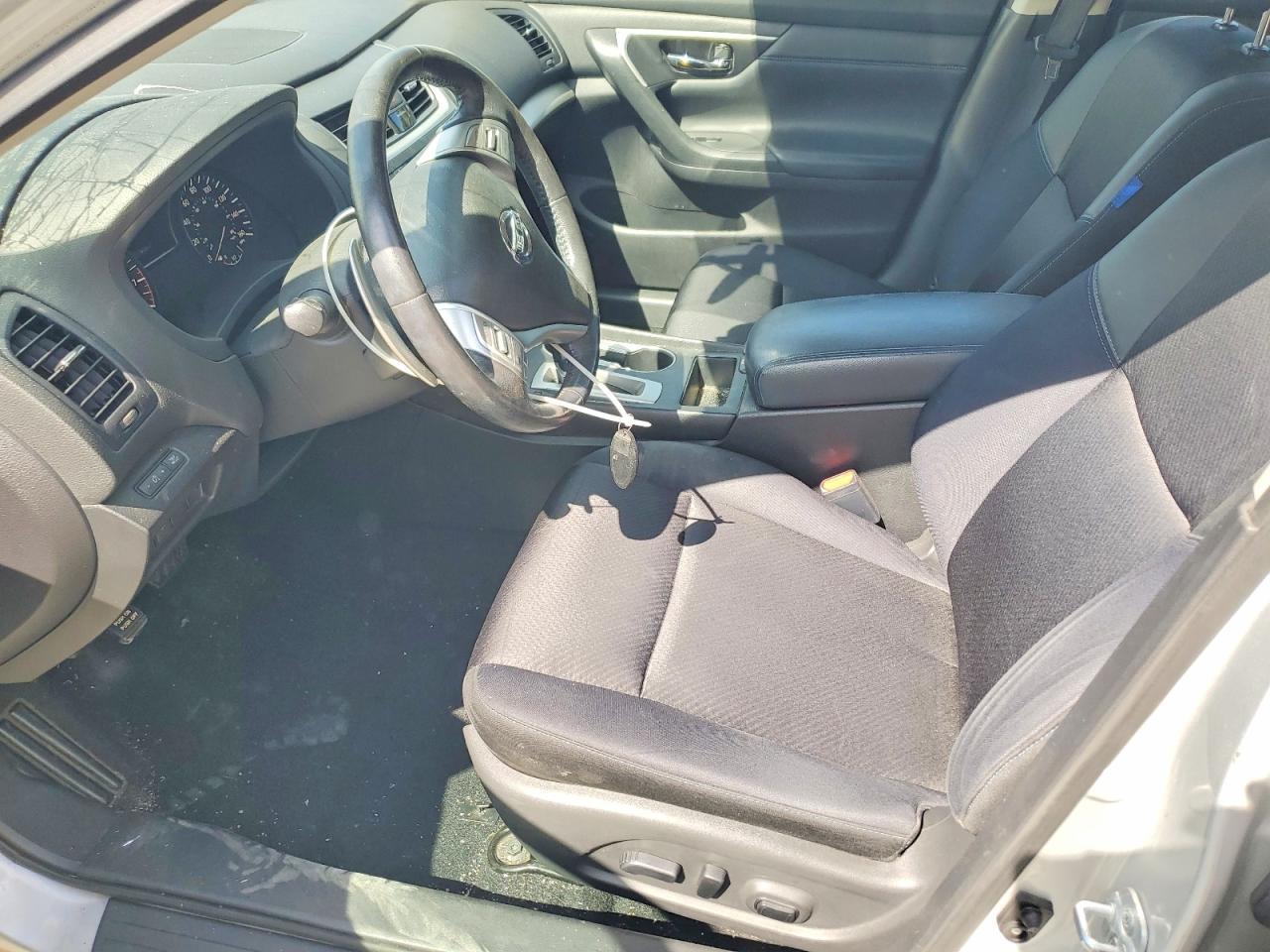2017 Nissan Altima 2.5 Sr - Image 7