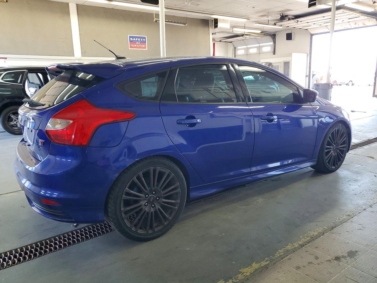 2014 Ford Focus St - Фото 3