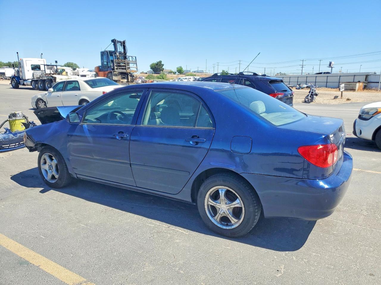 2005 Toyota Corolla - Фото 2