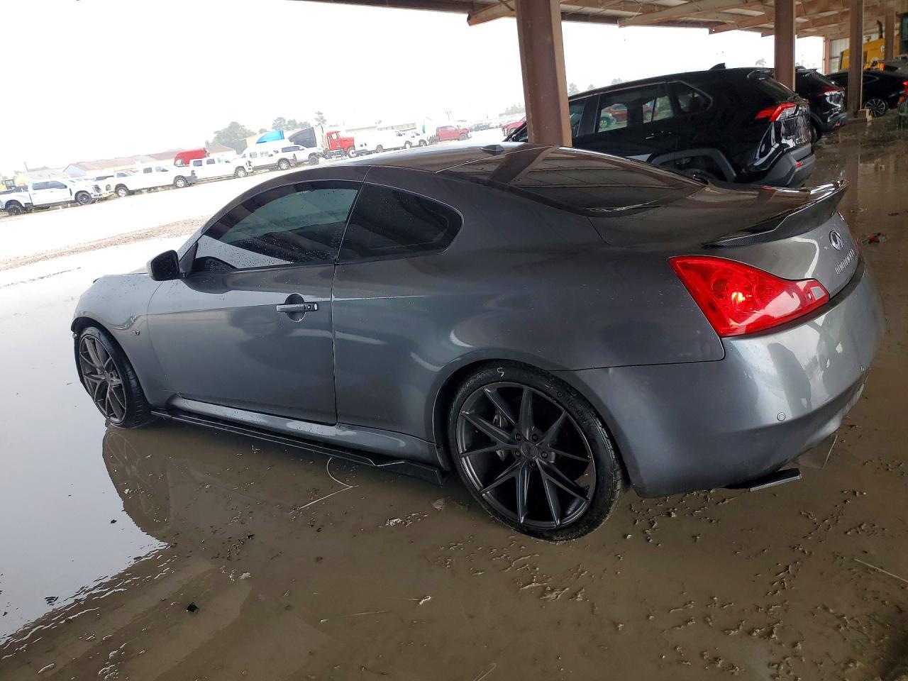 2014 Infiniti Q60 Coupe Journey - Image 2