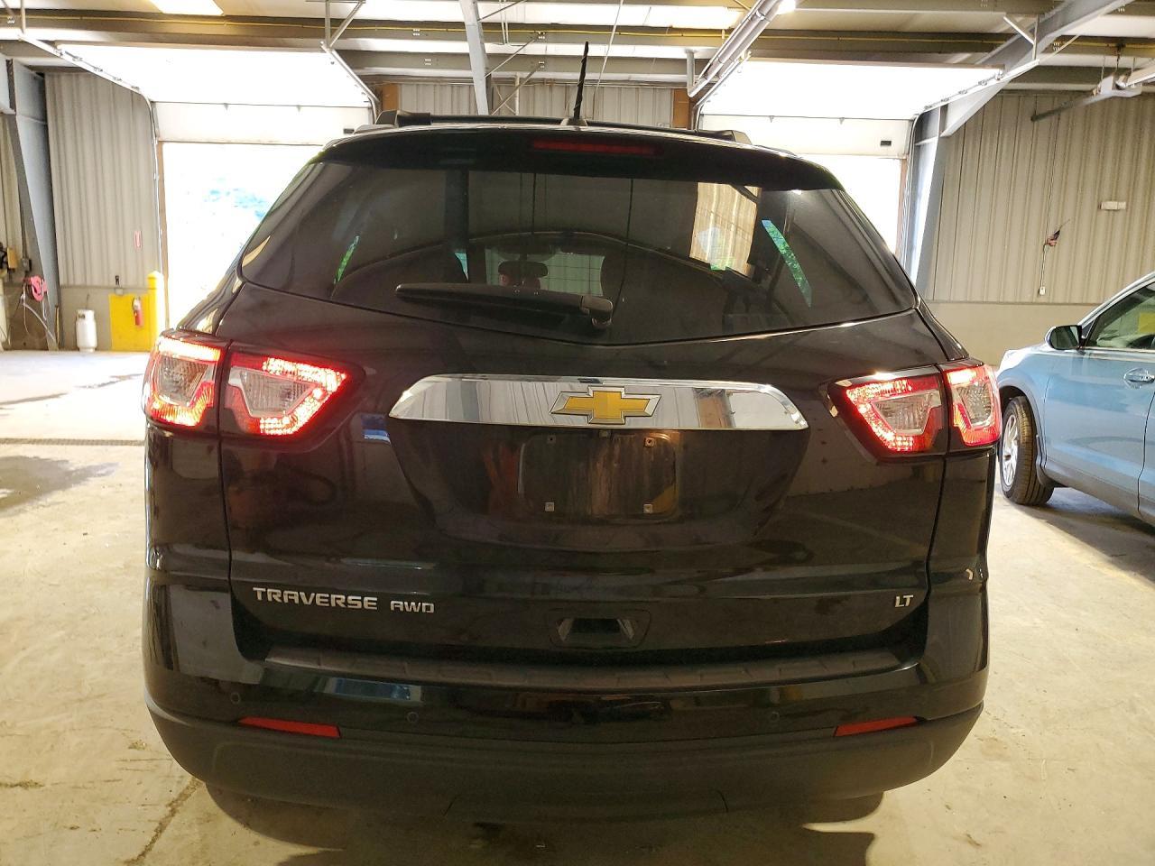2017 Chevrolet Traverse Lt - Фото 6