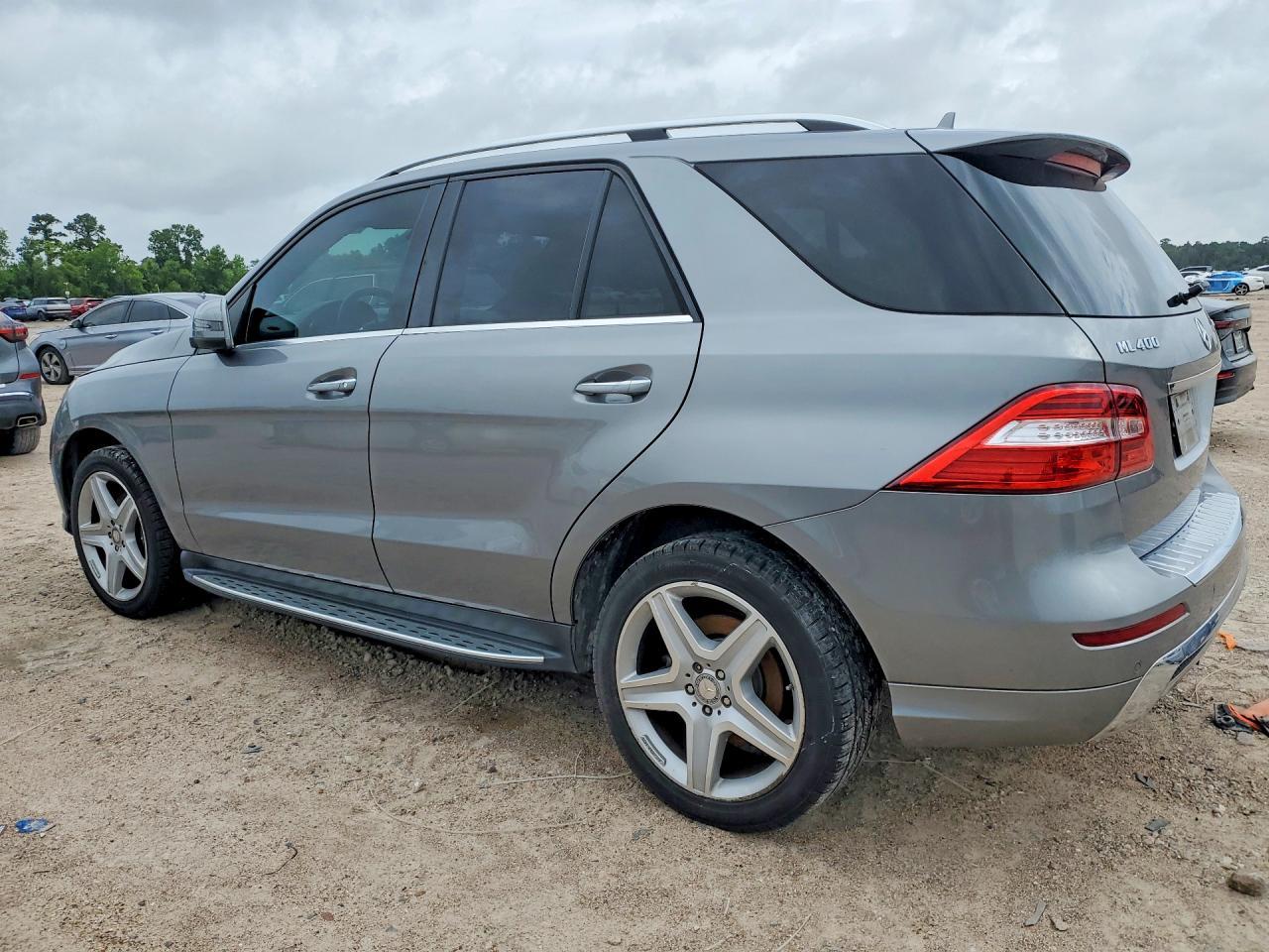 2015 Mercedes-Benz Ml 400 4Matic - Фото 2