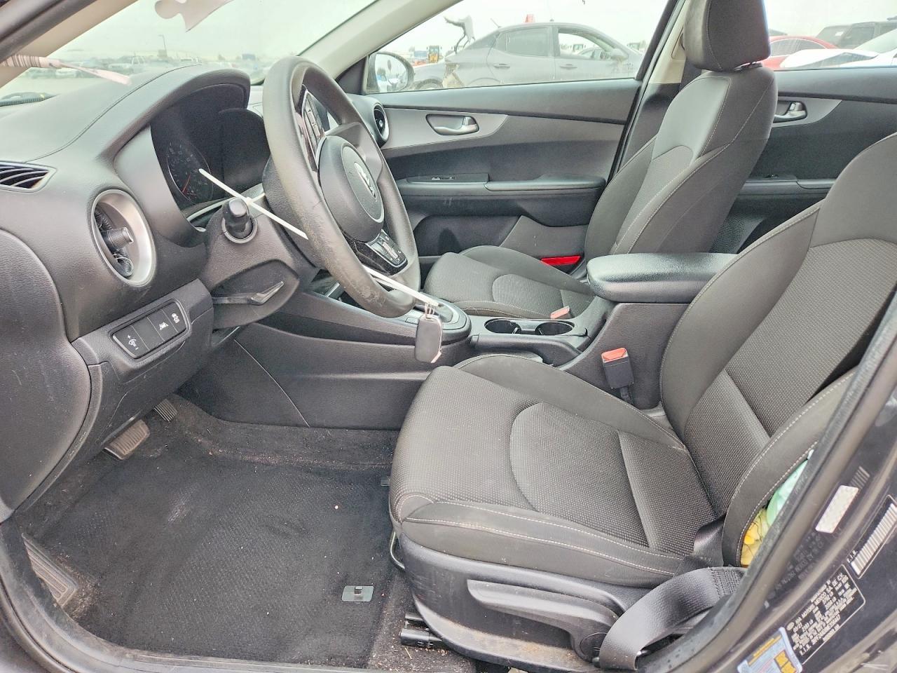 2021 Kia Forte Fe - Image 7