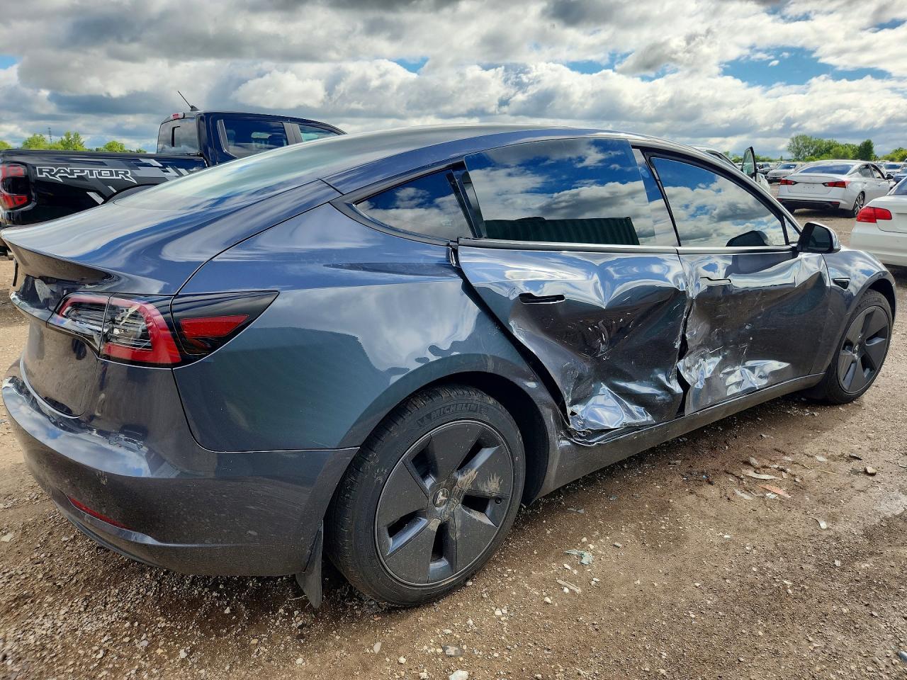 2023 Tesla Model 3 - Image 3