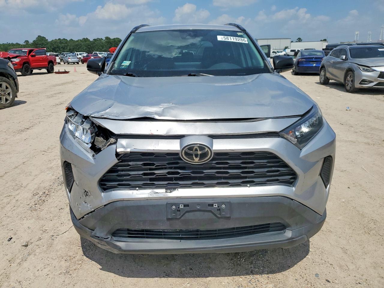 2021 Toyota Rav4 Le - Фото 5