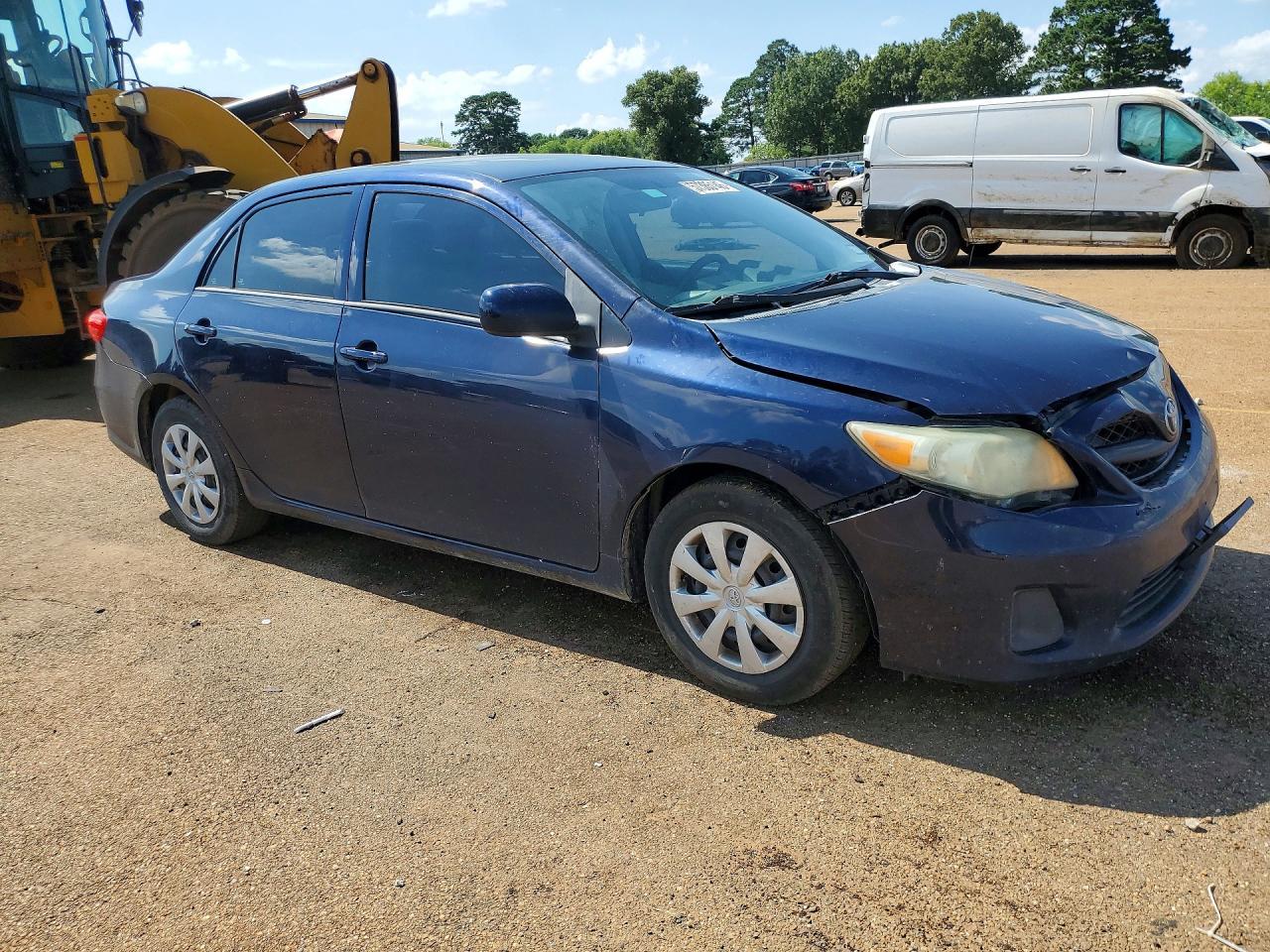 2013 Toyota Corolla L - Фото 4