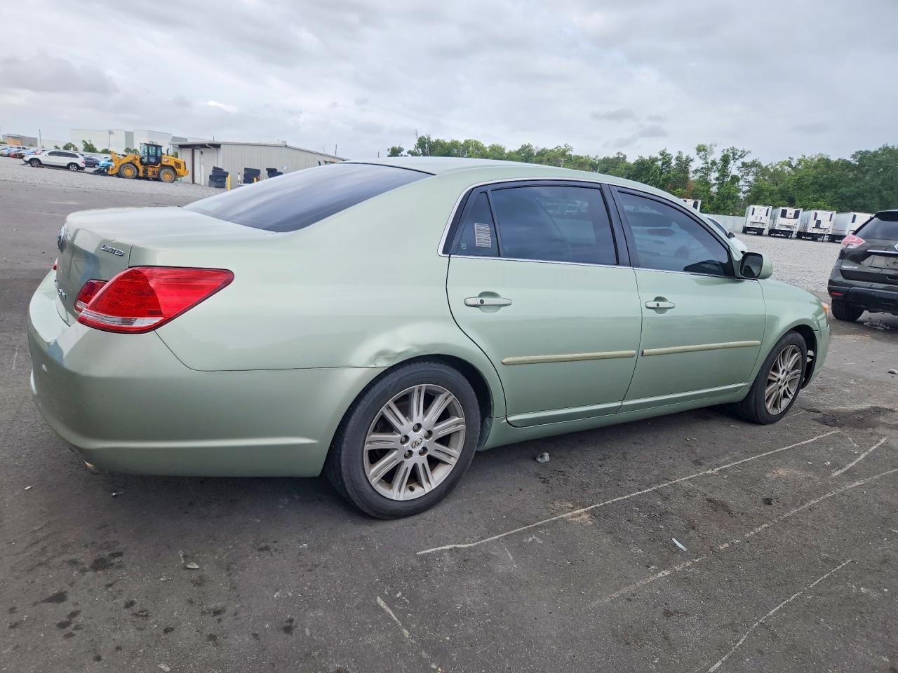 2005 Toyota Avalon Limited - Фото 3