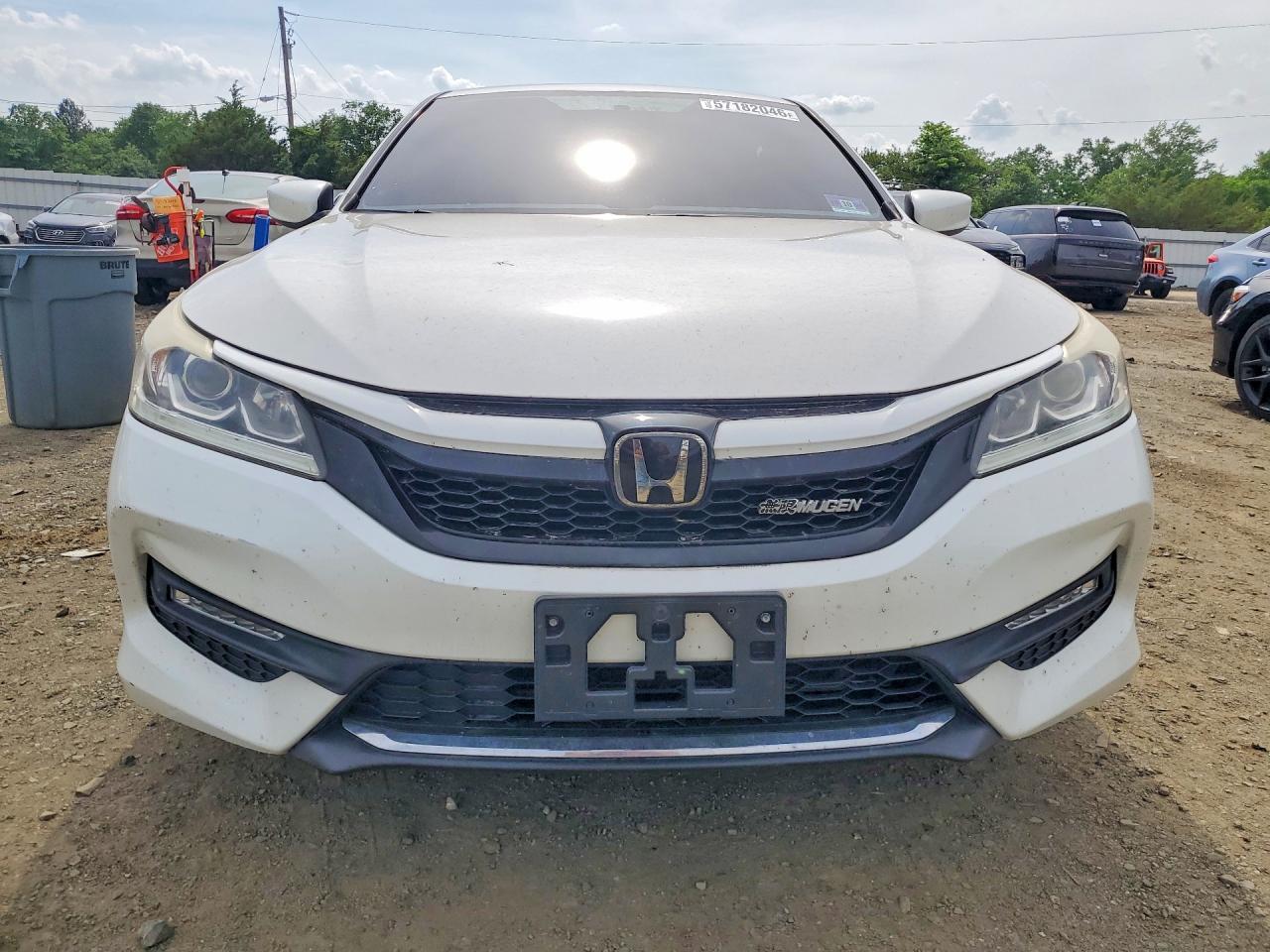 2017 Honda Accord Sport - Image 5