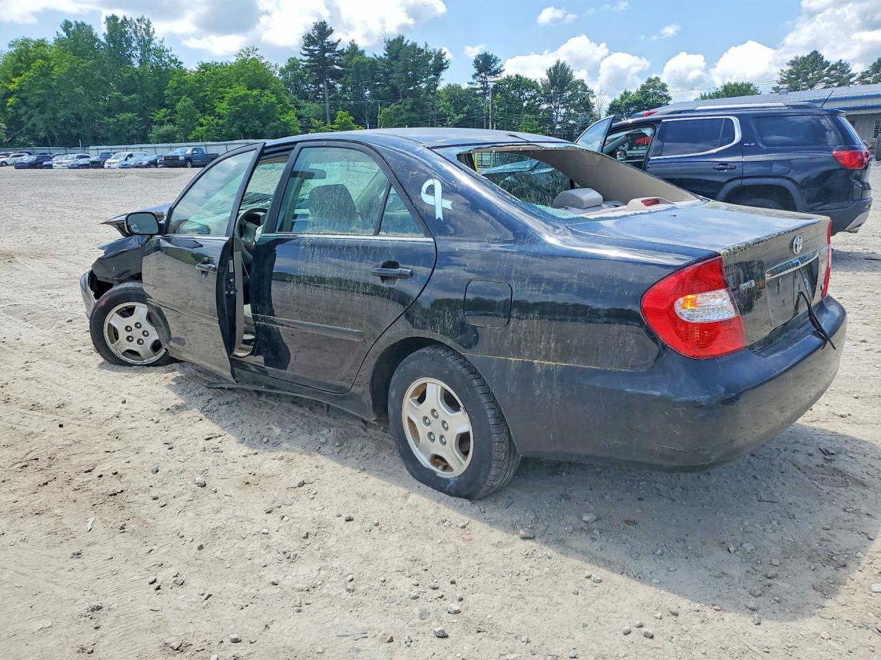 2003 Toyota Camry Le V6 - Фото 2