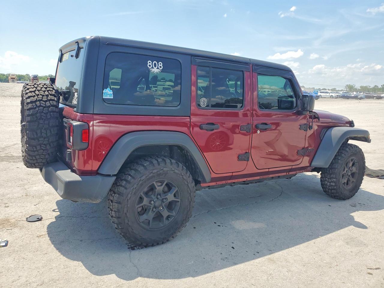 2021 Jeep Wrangler Unlimited Sport - Фото 3