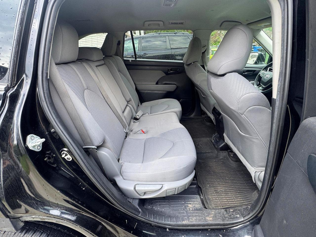 2022 Toyota Highlander Le - Фото 6