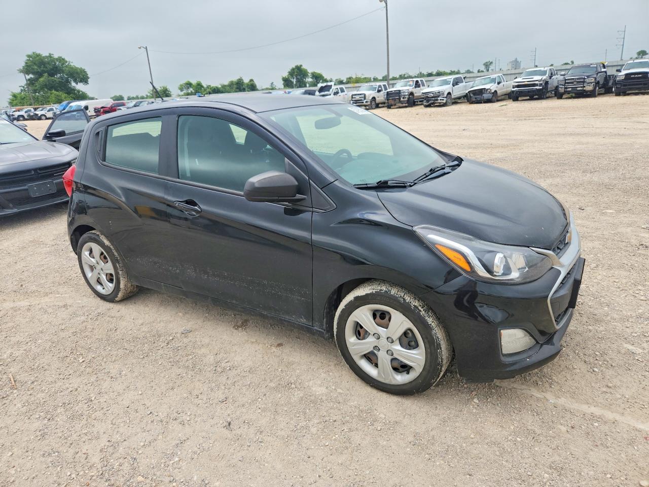 2022 Chevrolet Spark Ls - Фото 4