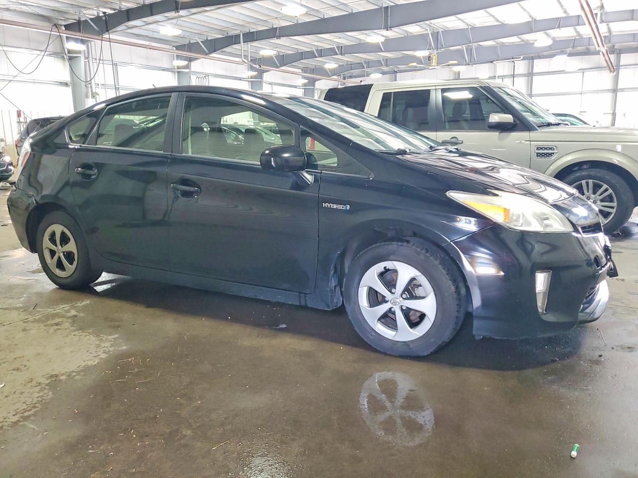 2012 Toyota Prius Two - Image 4