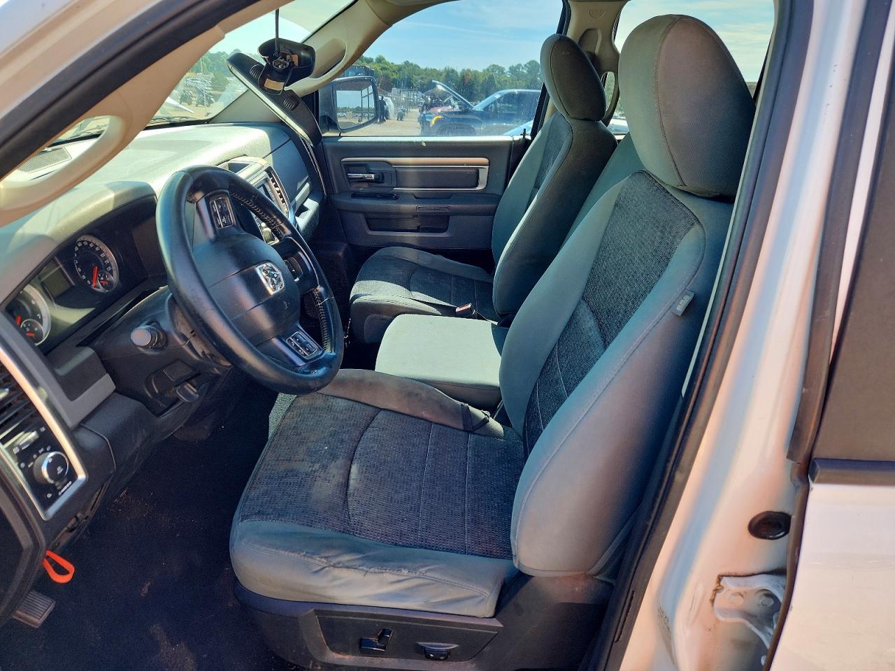 2015 Dodge Ram 1500 - Image 7